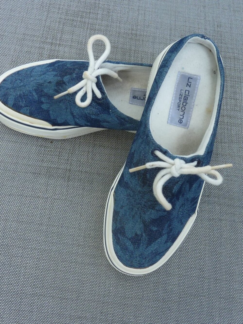 Liz Claiborne "Lizsport" Canvas Slip-on Shoes